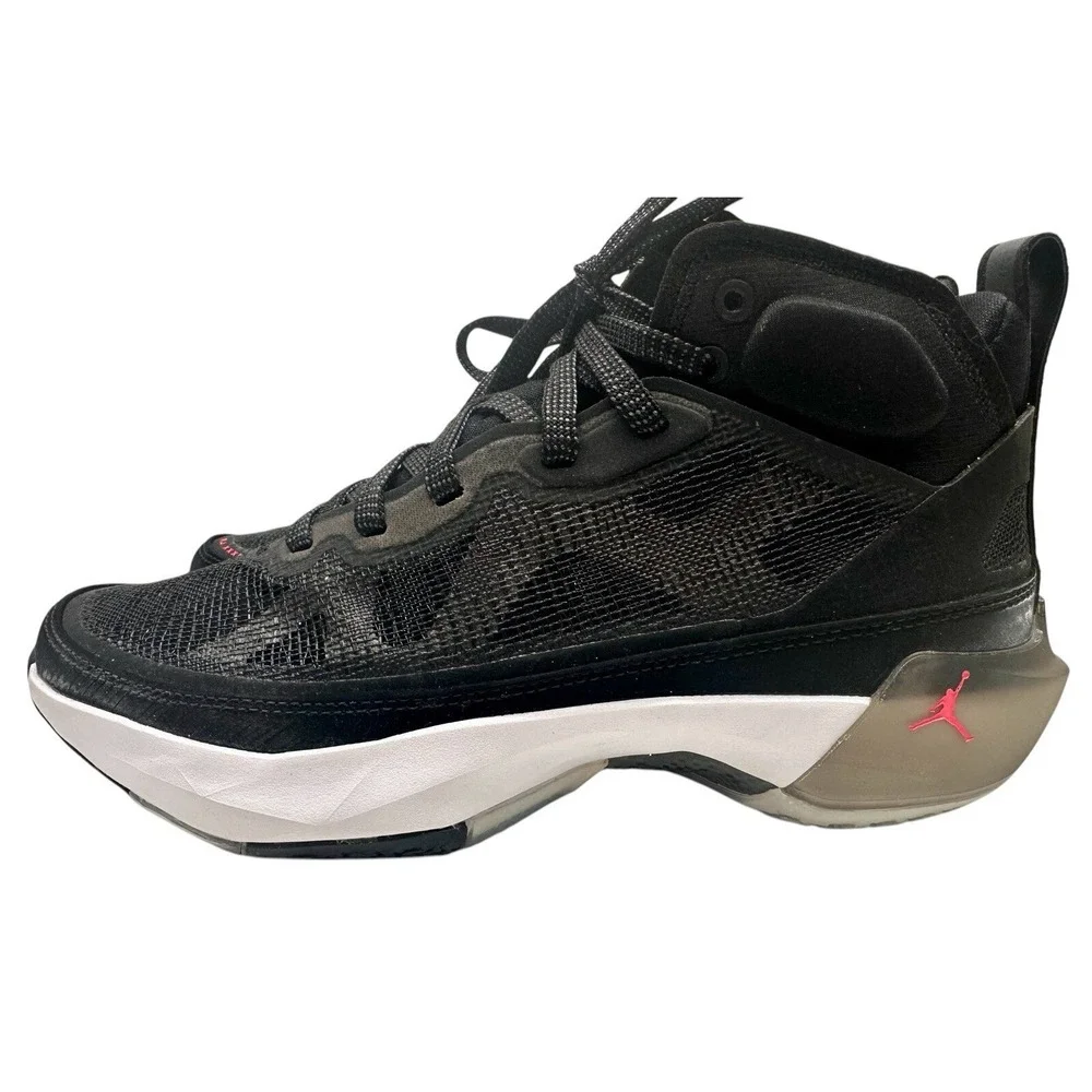 Nike‎ Air Jordan 37 XXXVII DD7421 091 black/white Youth Size 6Y